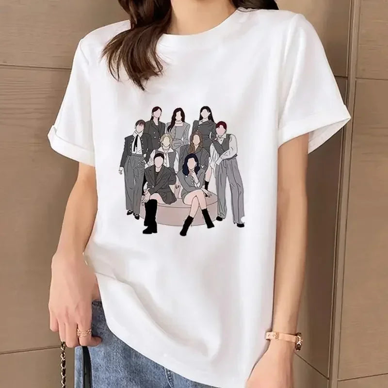 TWICE Fashion T-shirt Women Kpop Summer Short Sleeve Tee Korean Harajuku Aesthetic Cartoon Letter Printed Streetwear Y2k T-shirt