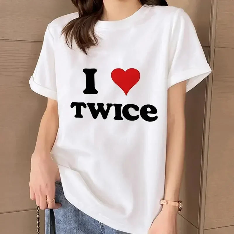 TWICE Fashion T-shirt Women Kpop Summer Short Sleeve Tee Korean Harajuku Aesthetic Cartoon Letter Printed Streetwear Y2k T-shirt